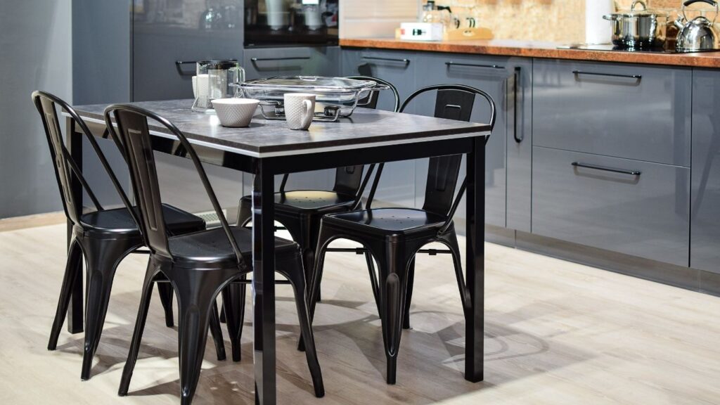 Dining Table Decor Dubai