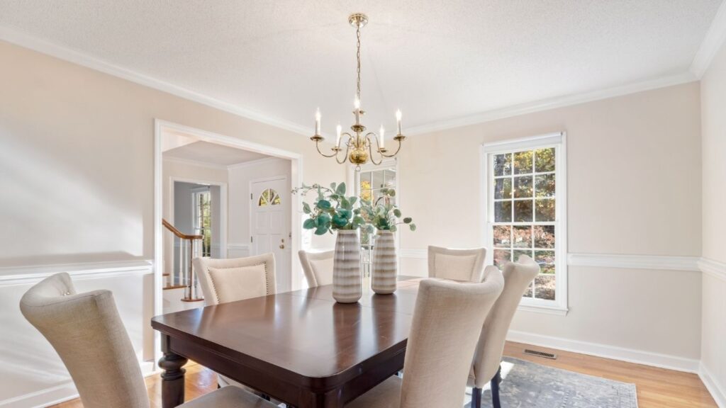 Dining Table Size Guide